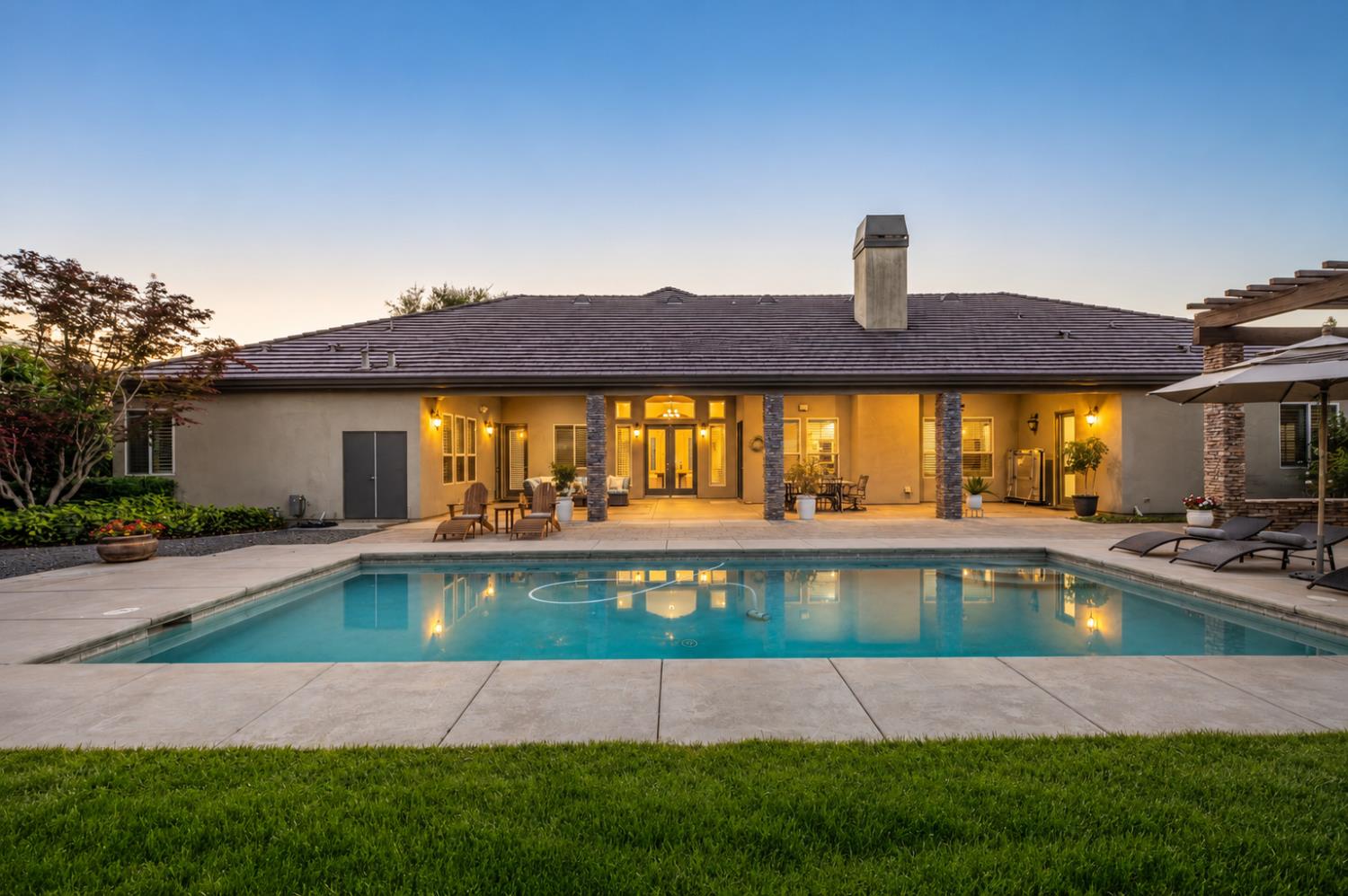 7416 River Nine Dr, Modesto, CA 95356