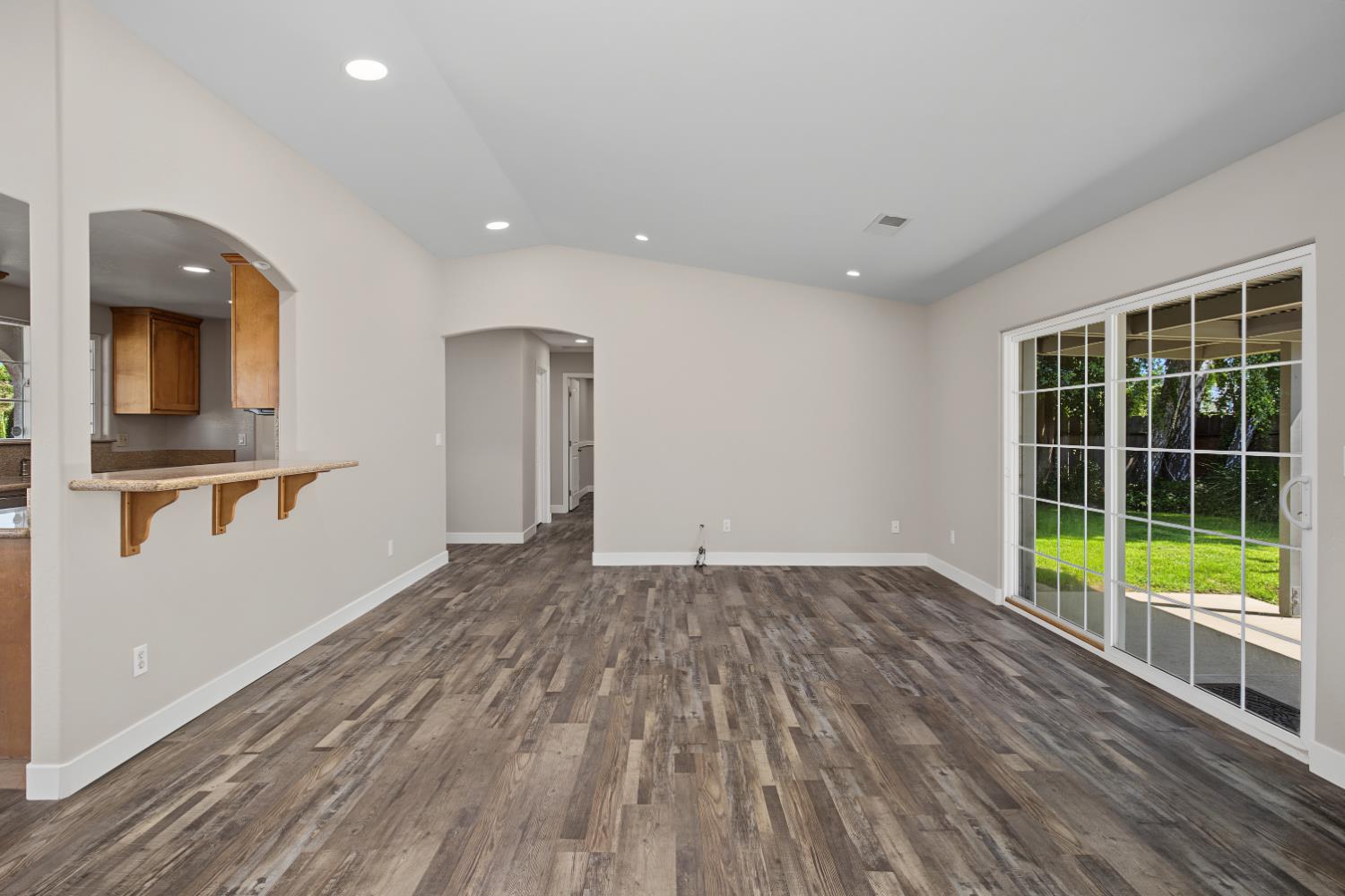 1988 Sherwood Pl, Manteca, CA 95336