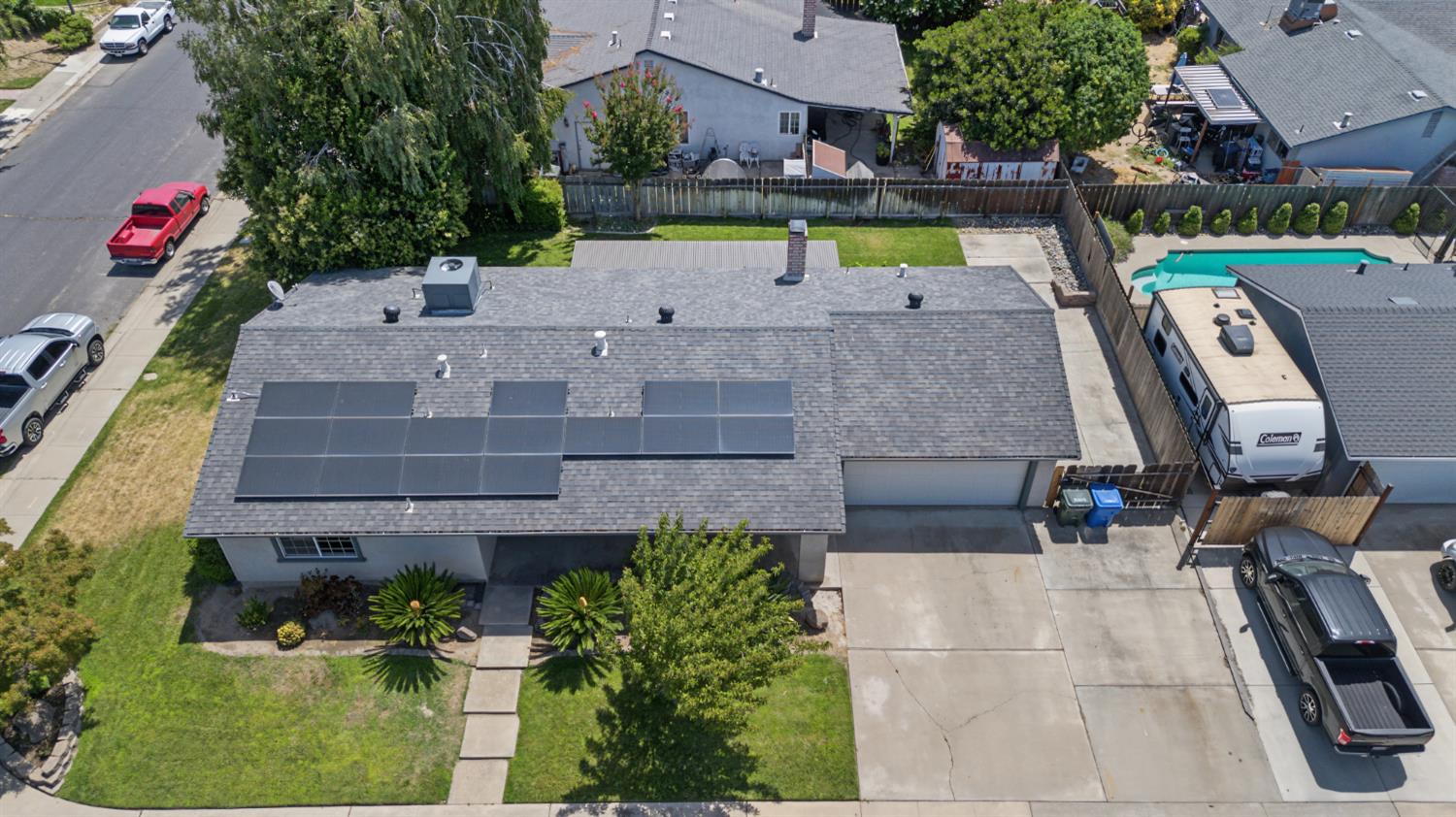 1988 Sherwood Pl, Manteca, CA 95336