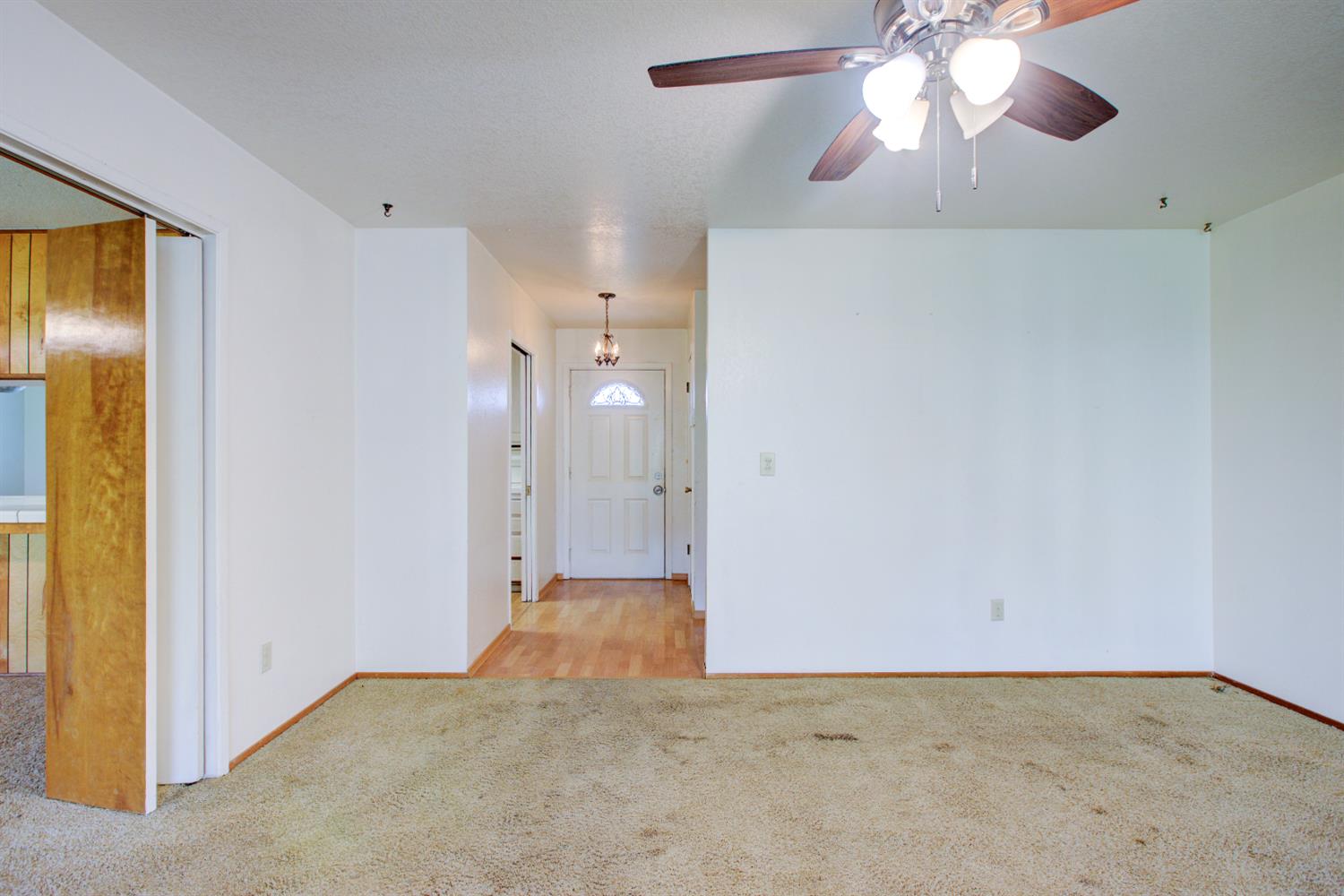 2212 Mauna Loa Dr, Ceres, CA 95307