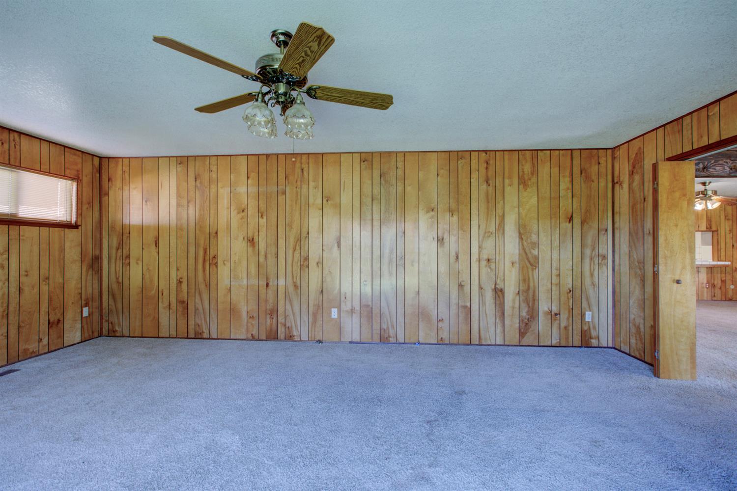 2212 Mauna Loa Dr, Ceres, CA 95307