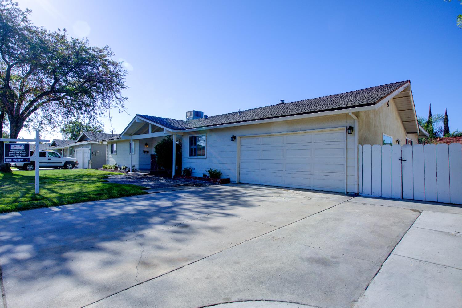 2212 Mauna Loa Dr, Ceres, CA 95307