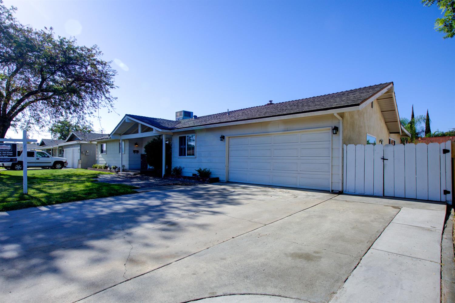 2212 Mauna Loa Dr, Ceres, CA 95307