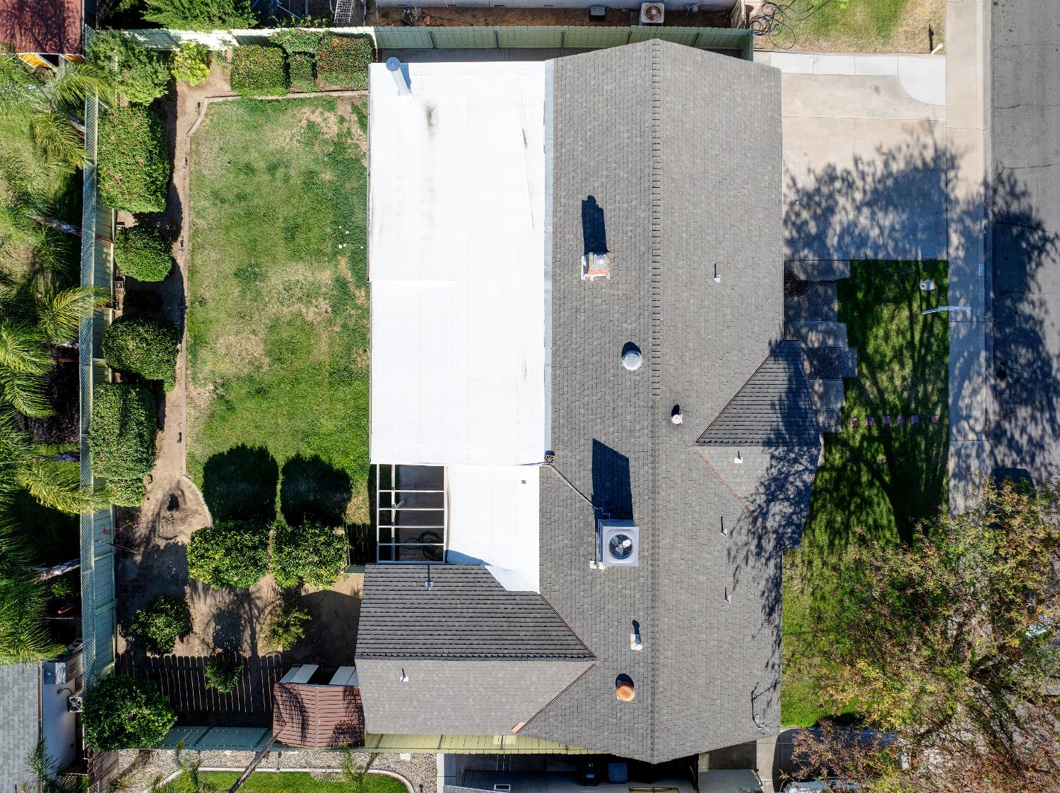 2212 Mauna Loa Dr, Ceres, CA 95307