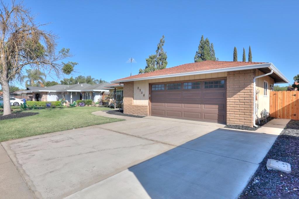 2328 Northridge Dr, Modesto, CA 95350