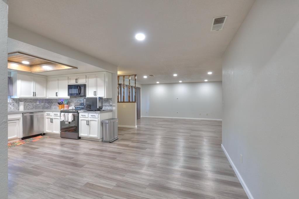 2328 Northridge Dr, Modesto, CA 95350