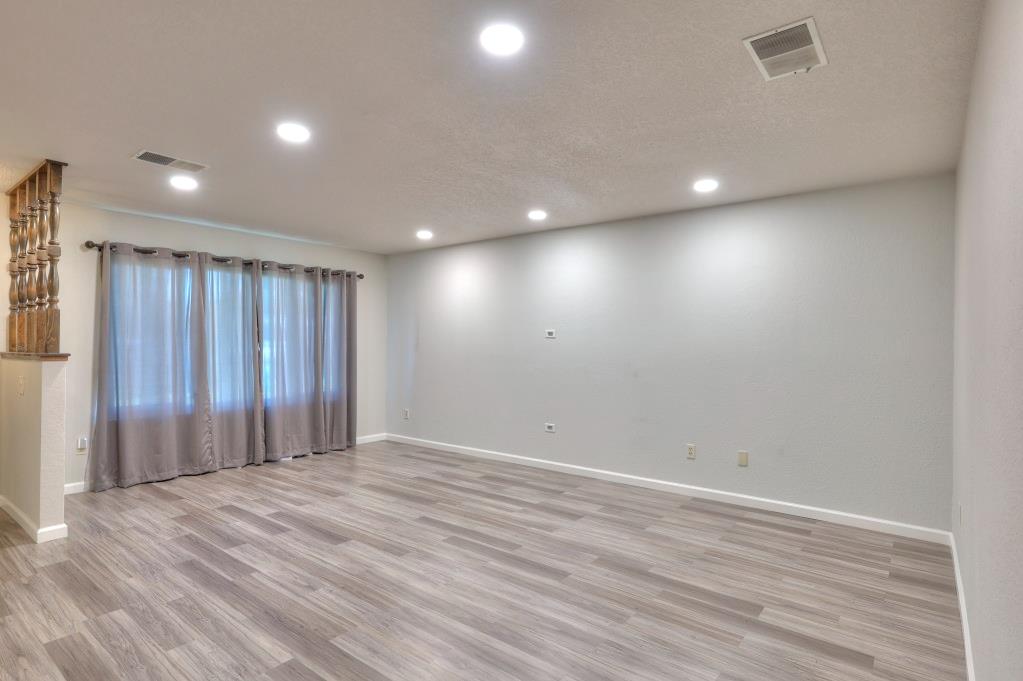 2328 Northridge Dr, Modesto, CA 95350