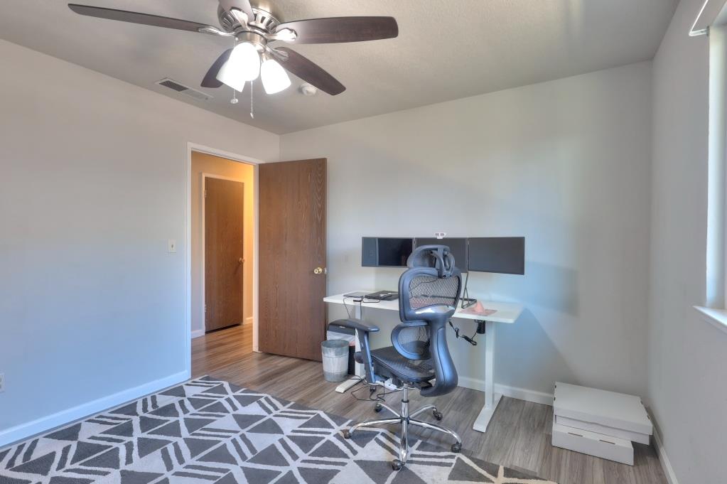 2328 Northridge Dr, Modesto, CA 95350