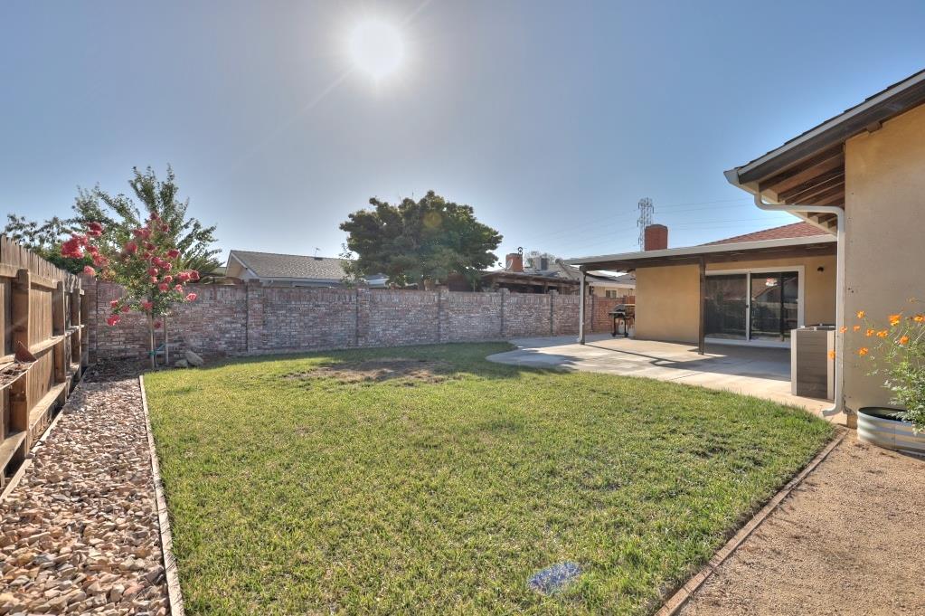 2328 Northridge Dr, Modesto, CA 95350