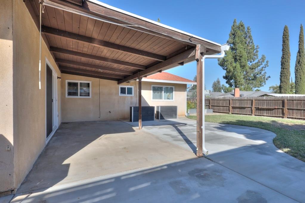 2328 Northridge Dr, Modesto, CA 95350