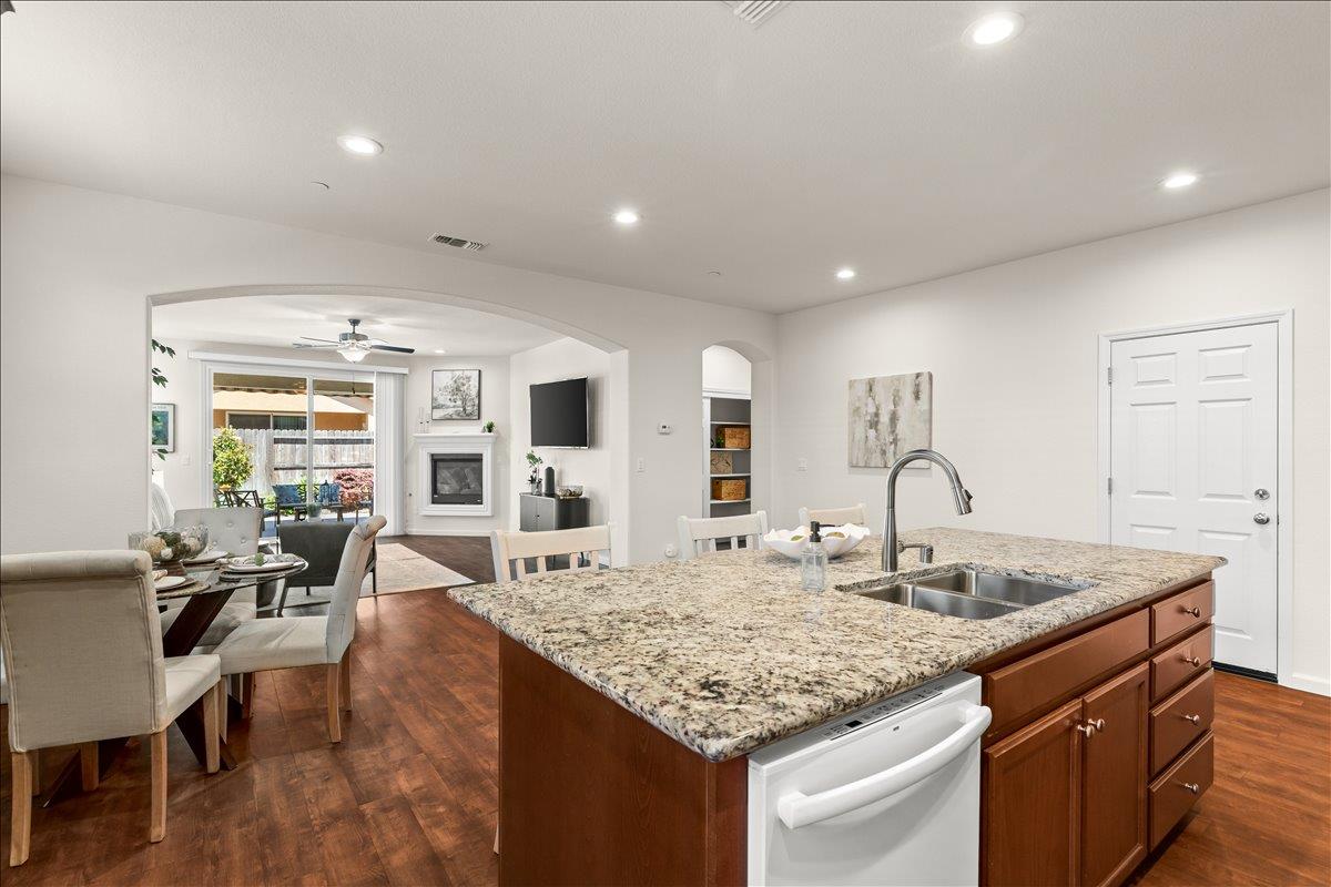 6528 Cervi Rd, Riverbank, CA 95367