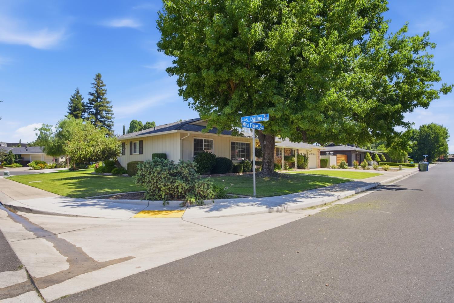 2505 Mira Flores Dr, Turlock, CA 95380