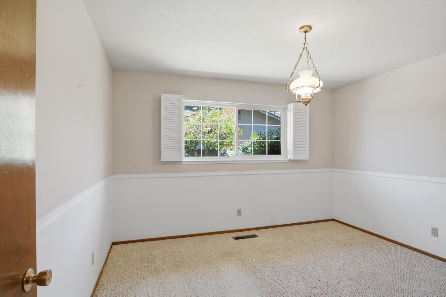 2505 Mira Flores Dr, Turlock, CA 95380