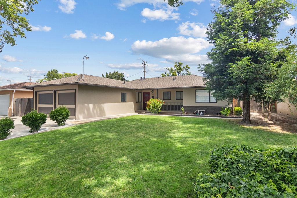 1337 Pearl St, Modesto, CA 95350