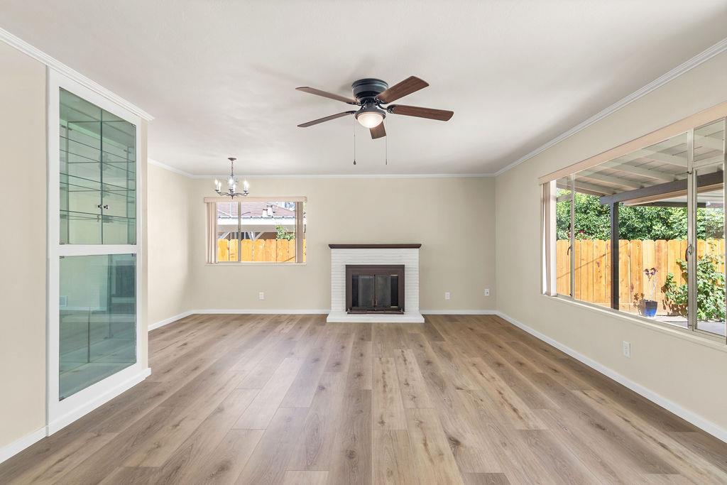 1337 Pearl St, Modesto, CA 95350