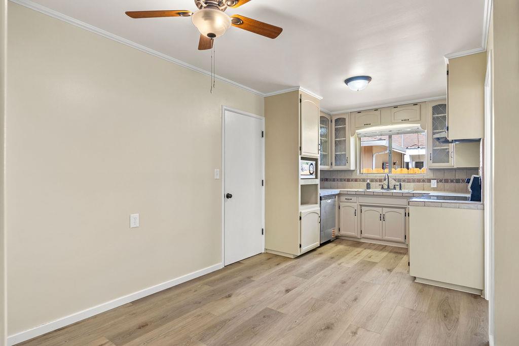 1337 Pearl St, Modesto, CA 95350