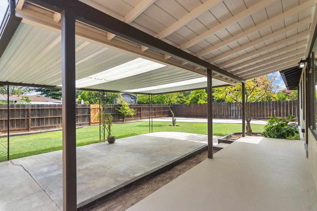 1337 Pearl St, Modesto, CA 95350