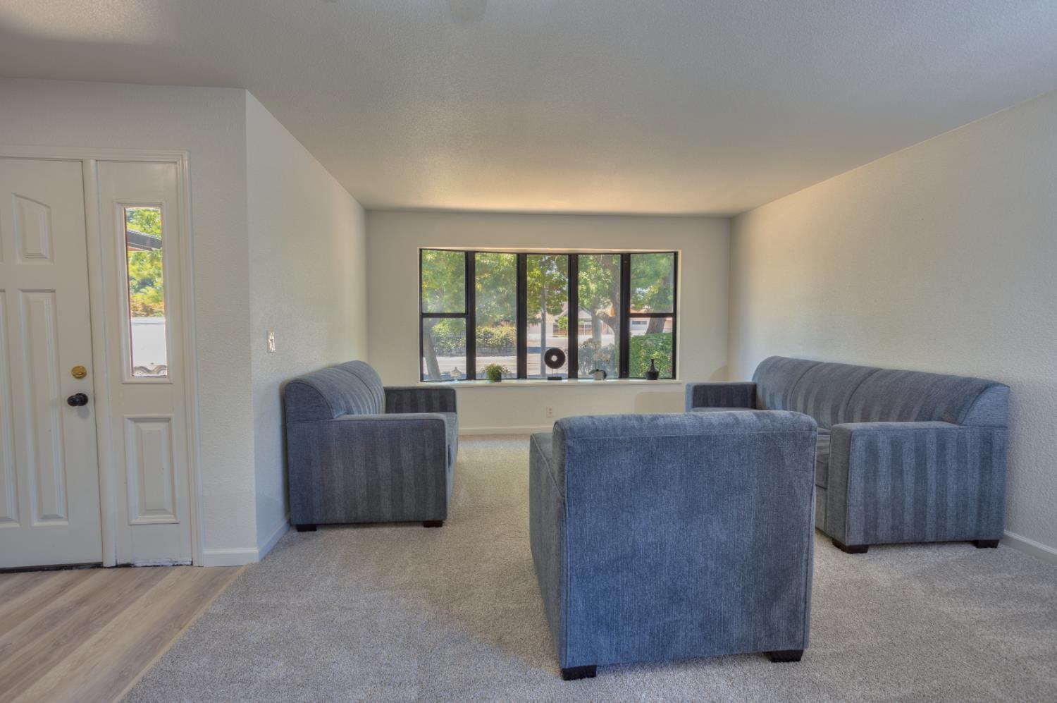 2180 N Berkeley Ave, Turlock, CA 95382