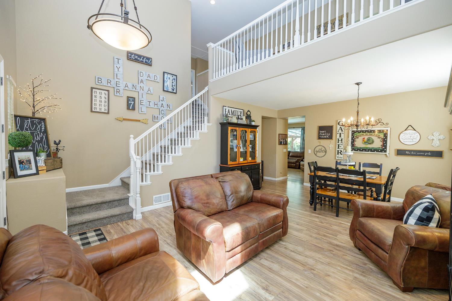 2101 Huxley Way, Modesto, CA 95356