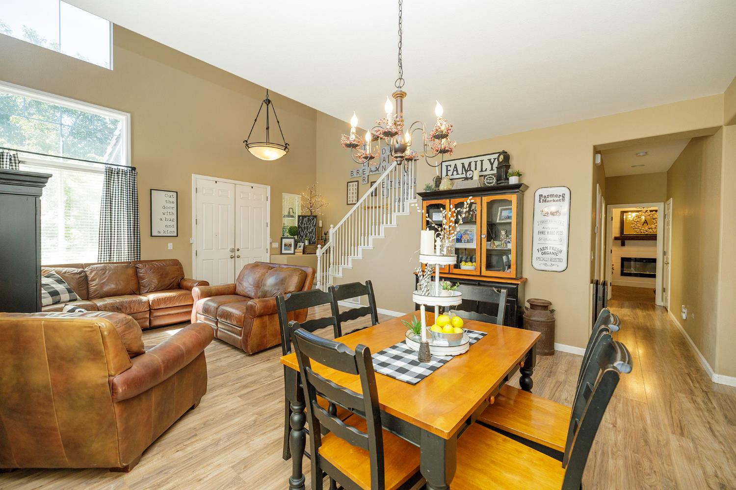 2101 Huxley Way, Modesto, CA 95356
