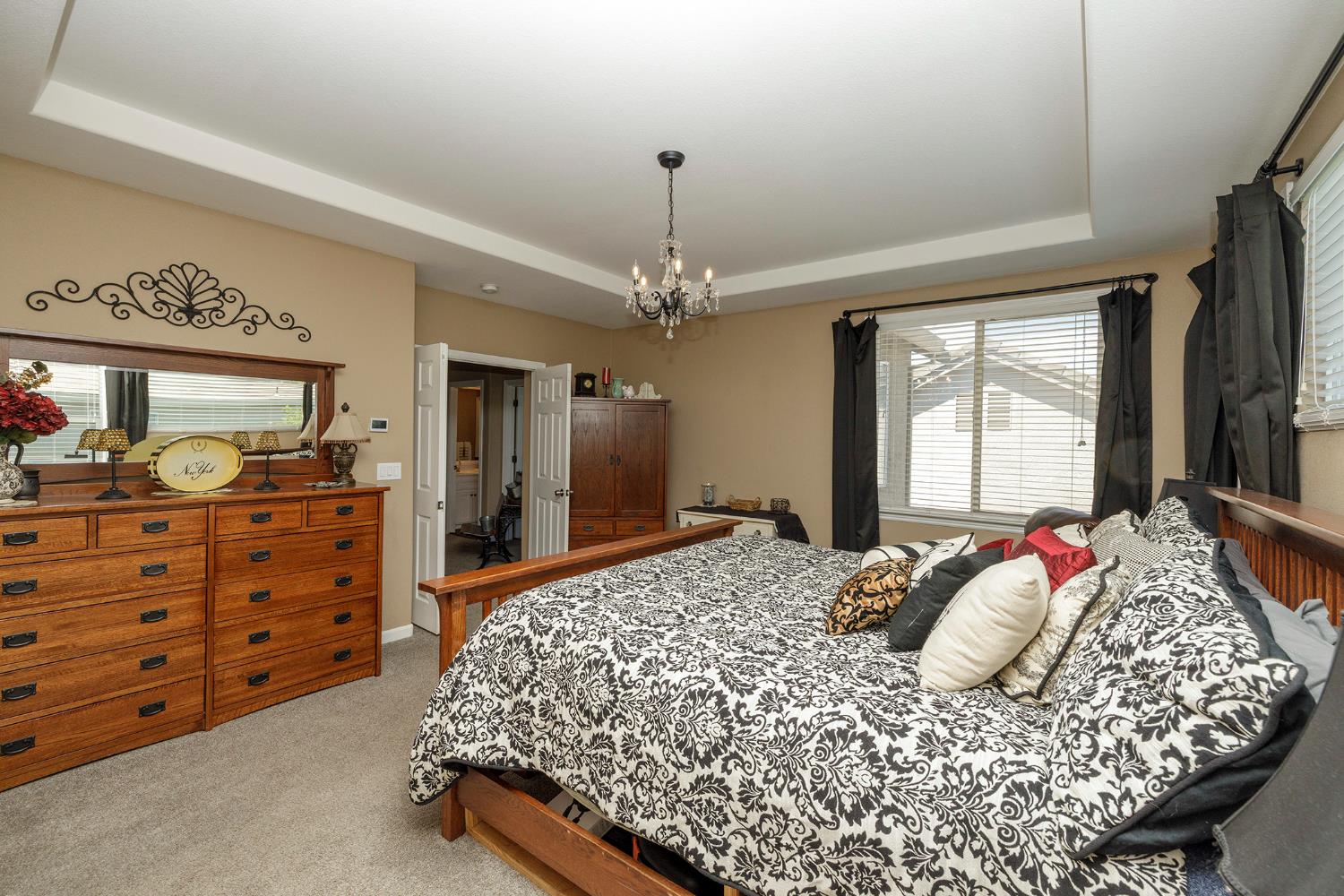 2101 Huxley Way, Modesto, CA 95356