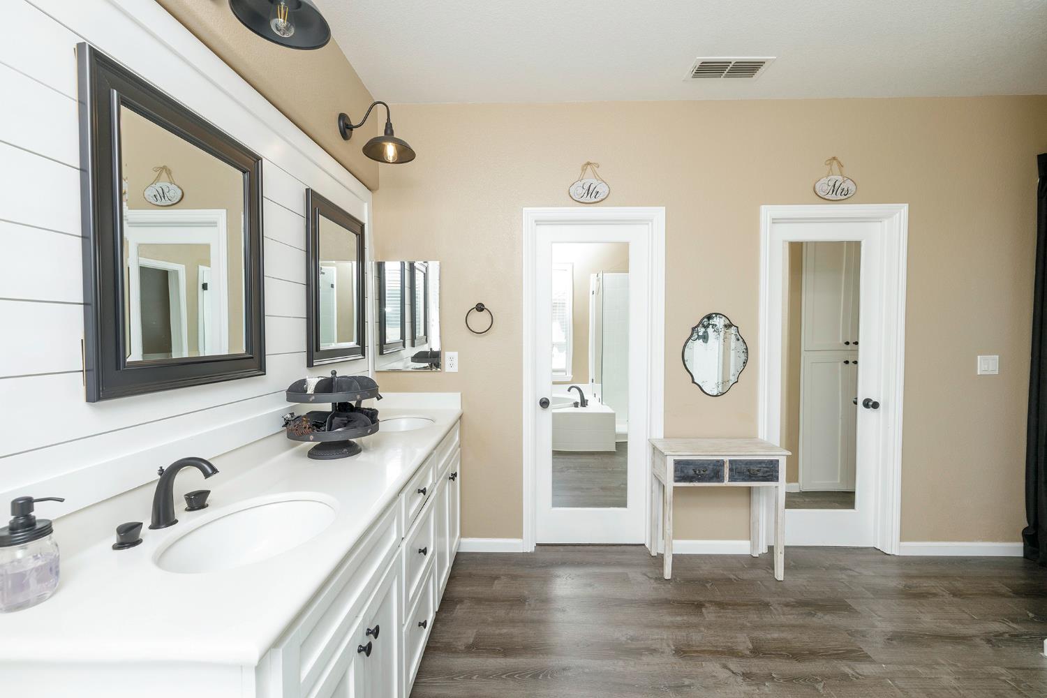 2101 Huxley Way, Modesto, CA 95356