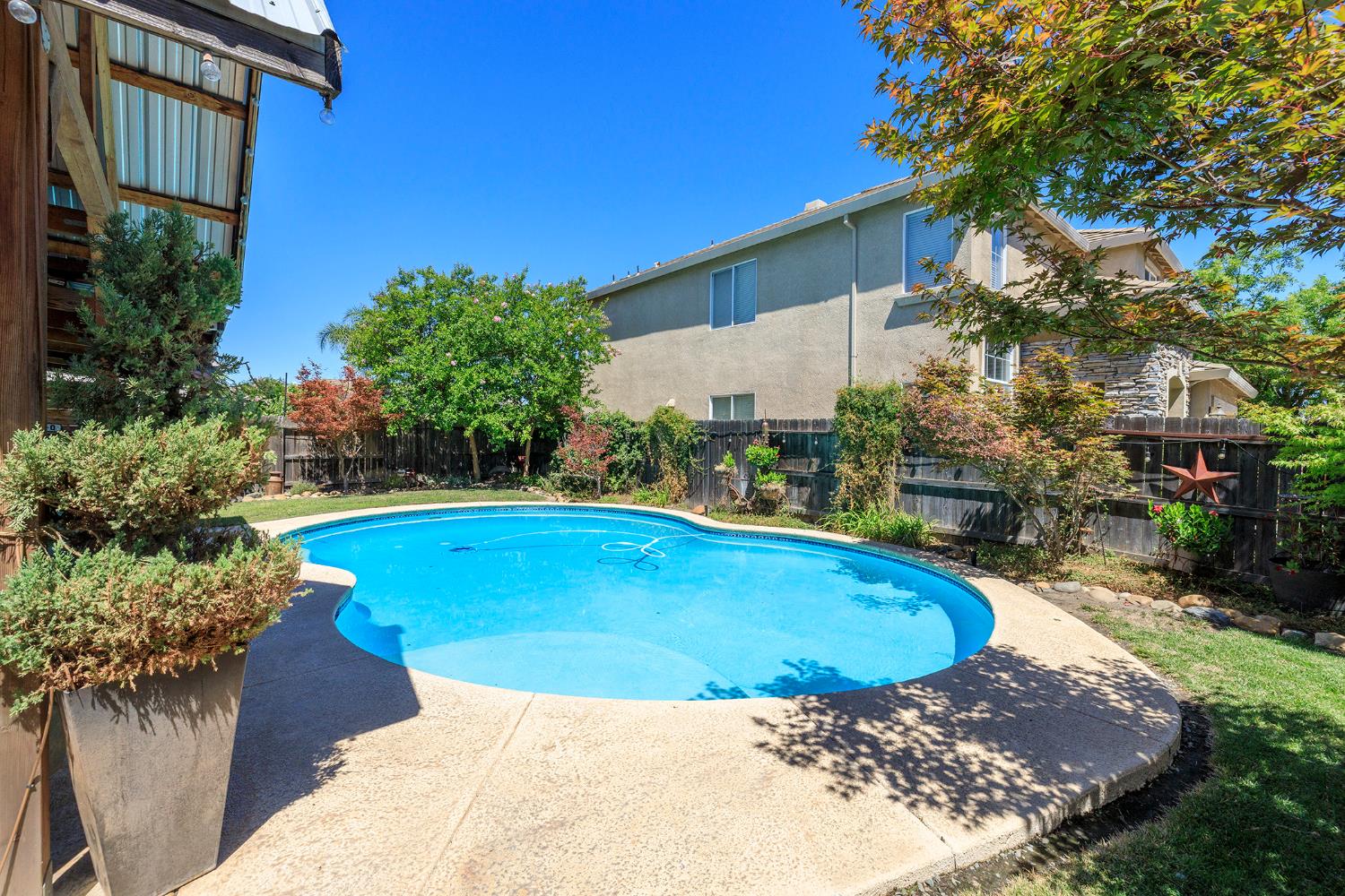 2101 Huxley Way, Modesto, CA 95356