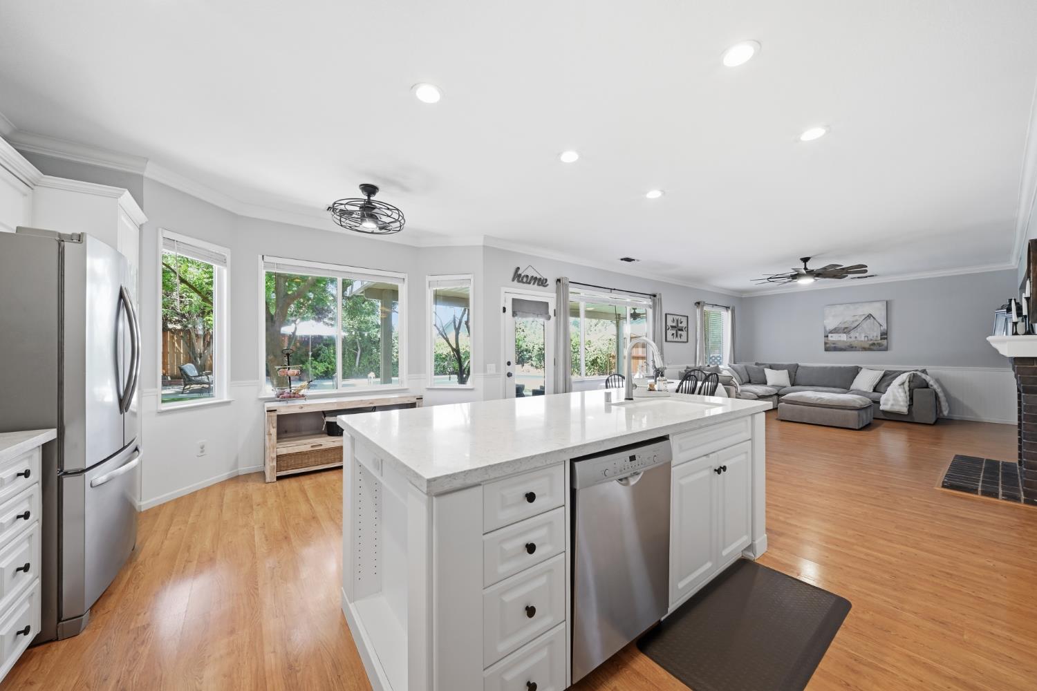 4385 Bellevue Ct, Turlock, CA 95382
