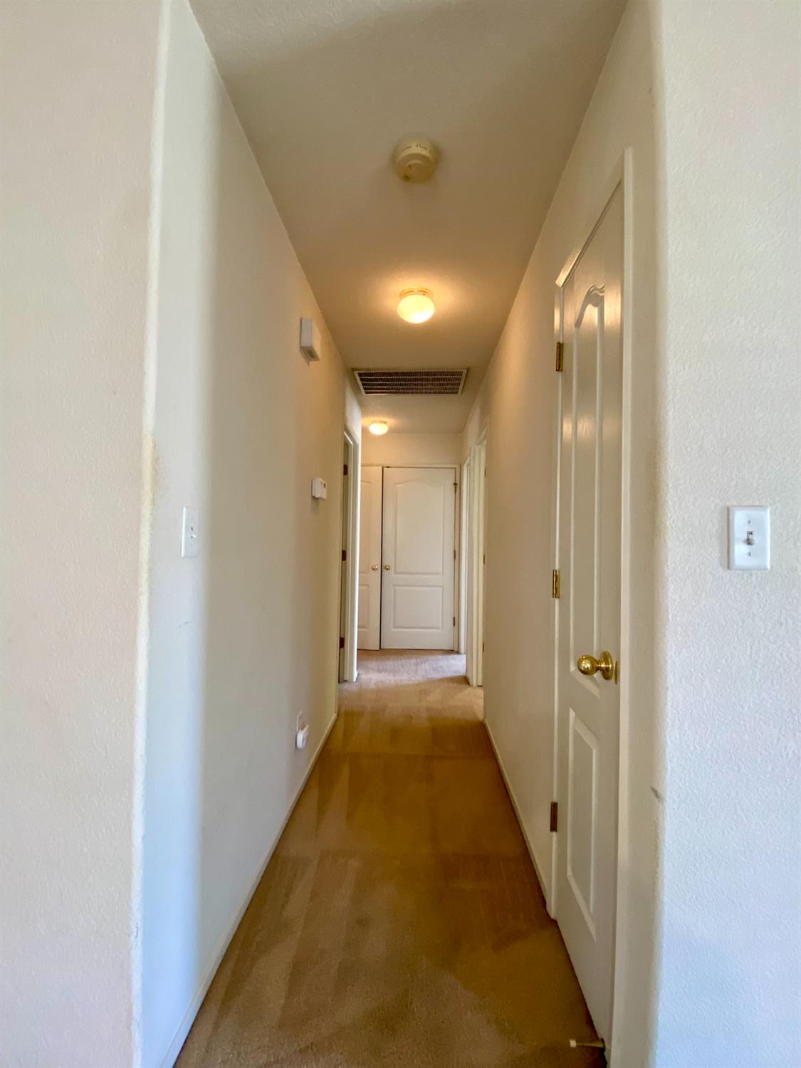 531 Fairmont Dr, Los Banos, CA 93635