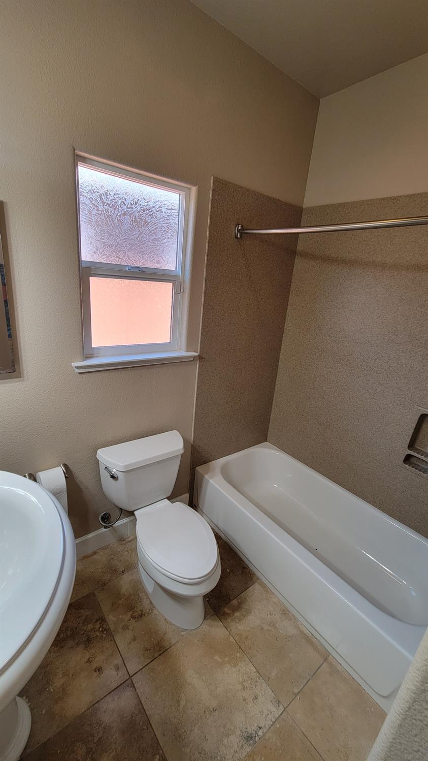 3308 Sharon Ave, Modesto, CA 95355