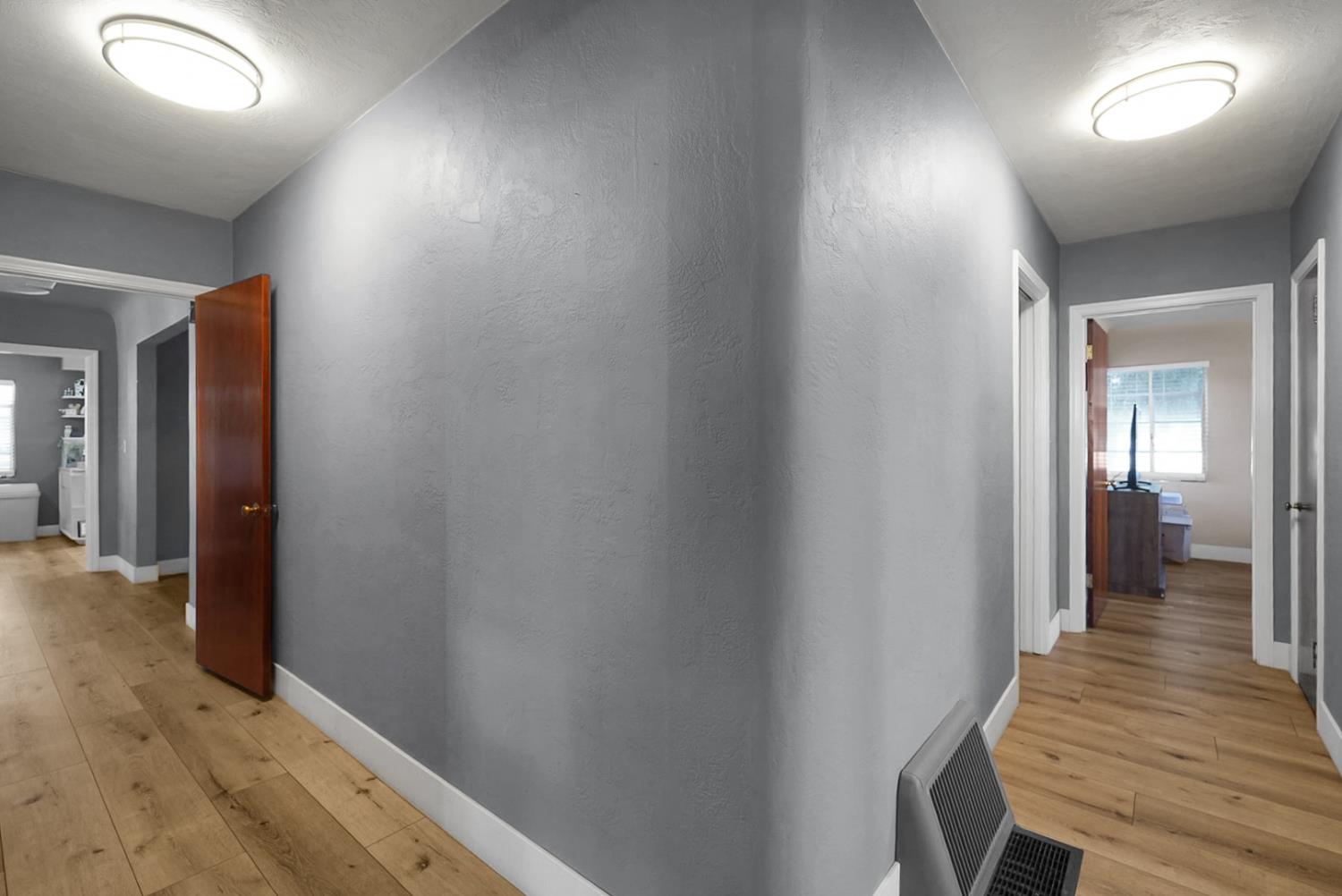 2110 Colorado Ave, Turlock, CA 95382