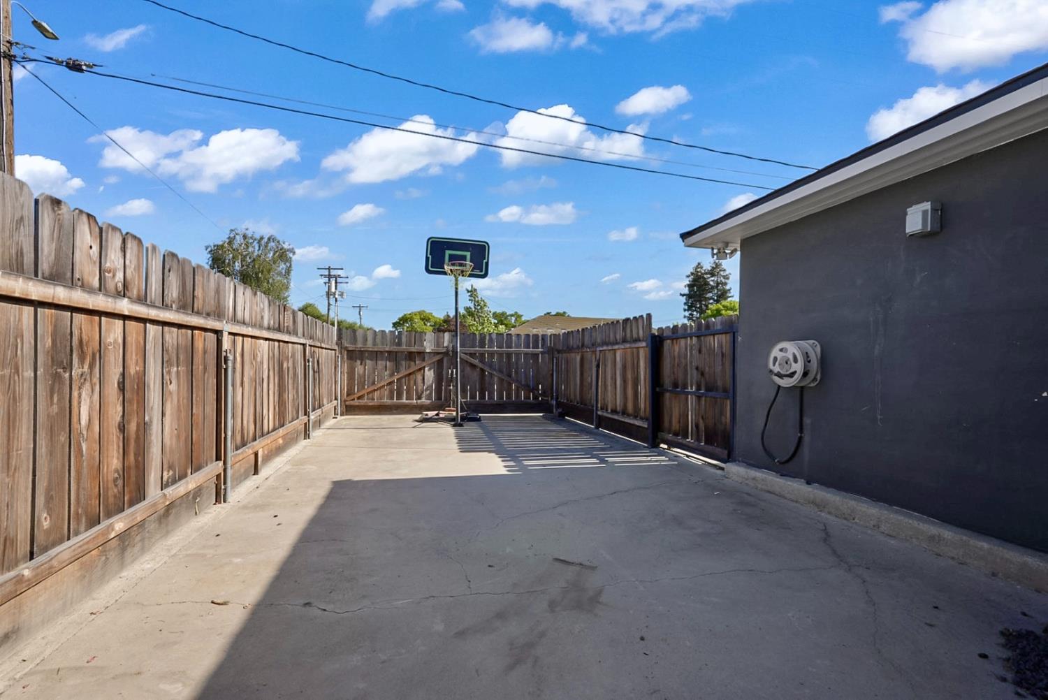 2110 Colorado Ave, Turlock, CA 95382