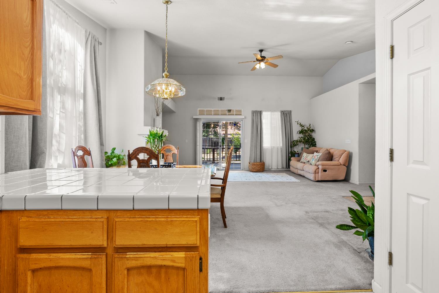 766 Willmott Ave, Los Banos, CA 93635