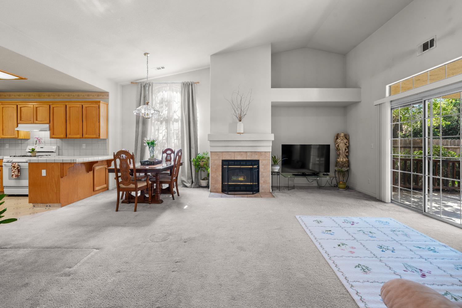 766 Willmott Ave, Los Banos, CA 93635