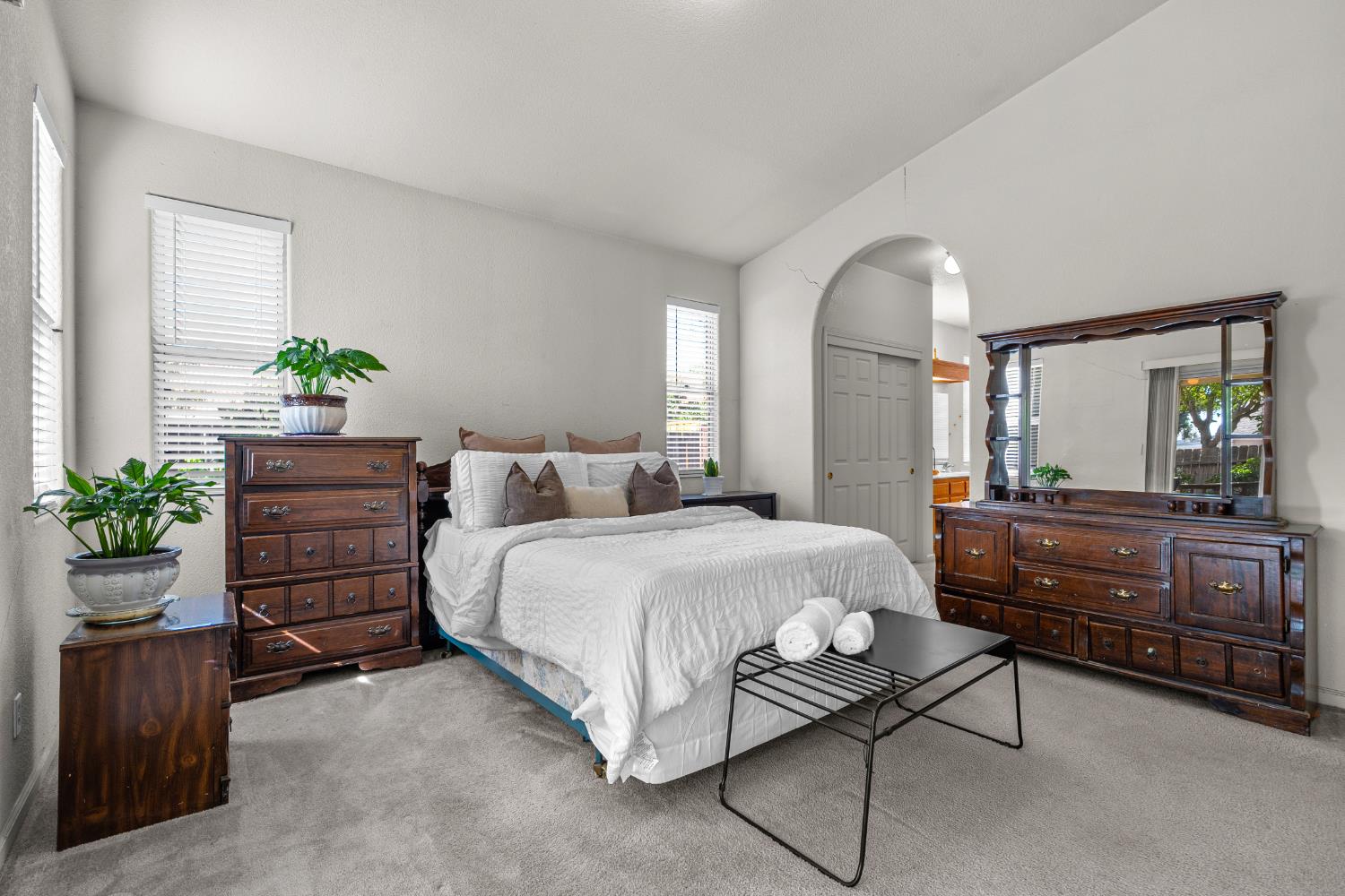 766 Willmott Ave, Los Banos, CA 93635
