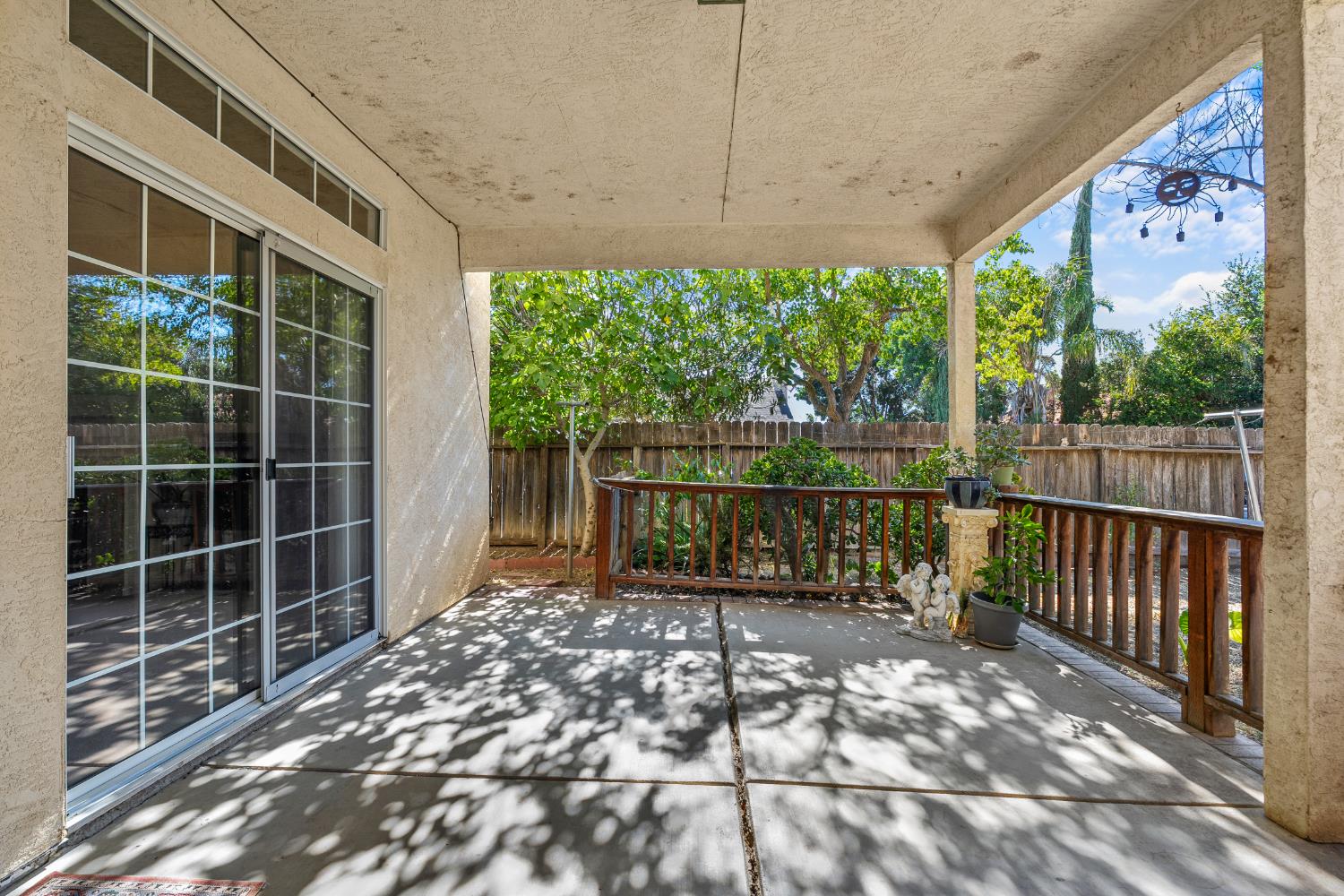766 Willmott Ave, Los Banos, CA 93635