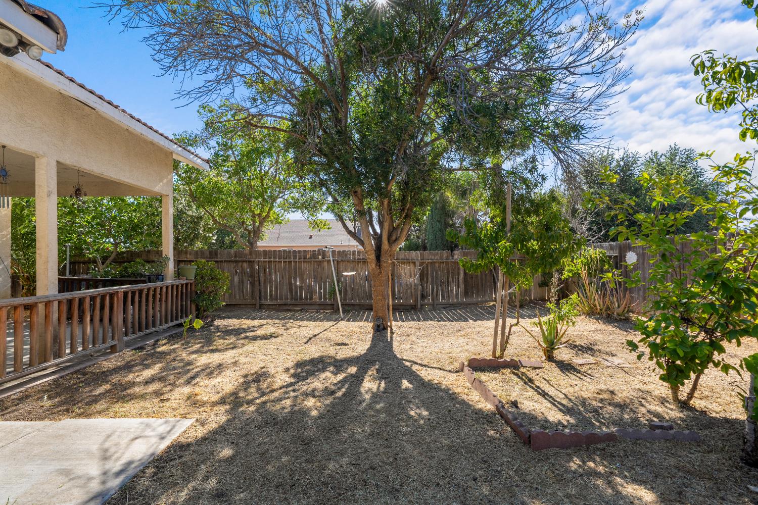 766 Willmott Ave, Los Banos, CA 93635