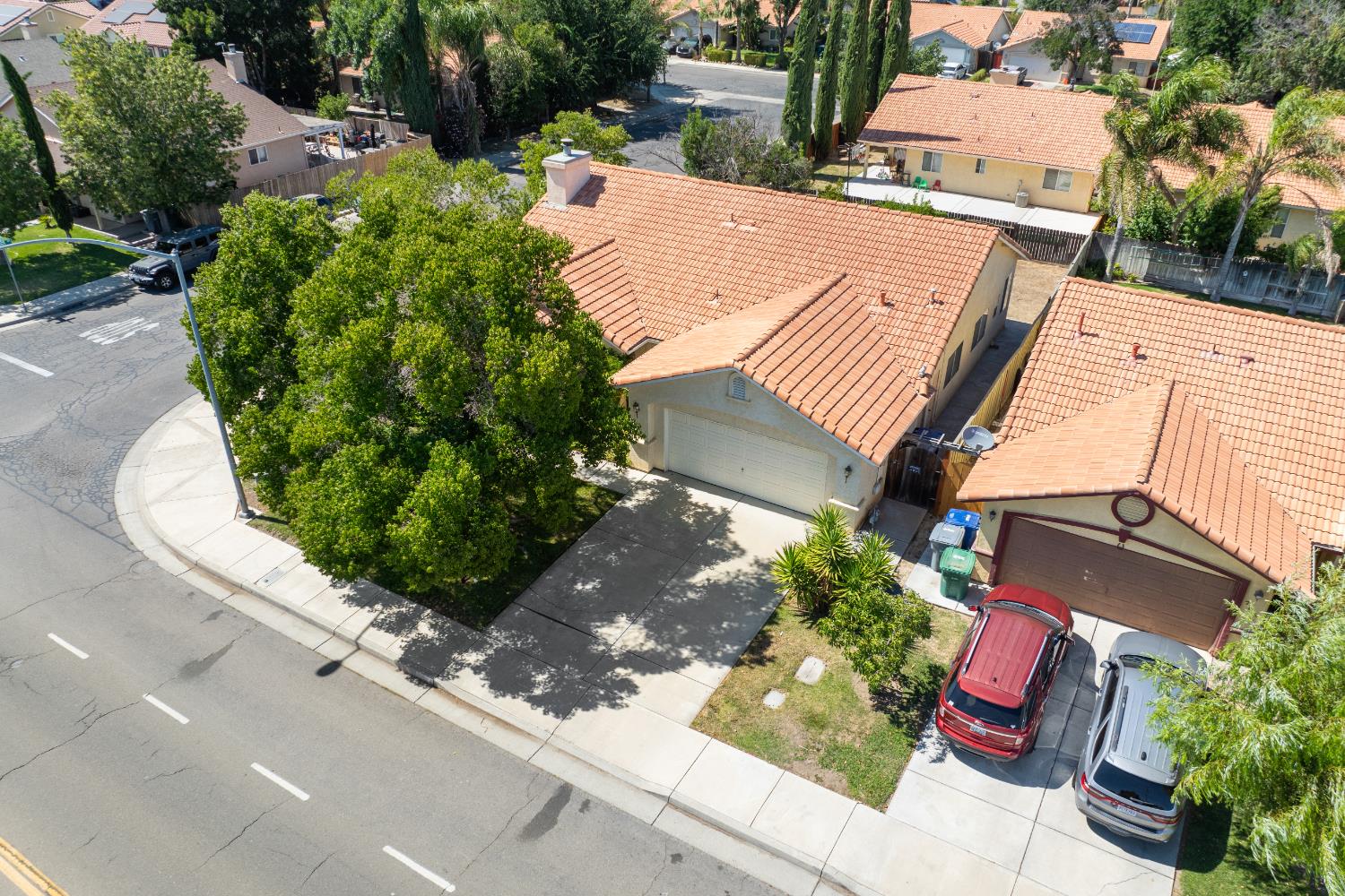 766 Willmott Ave, Los Banos, CA 93635