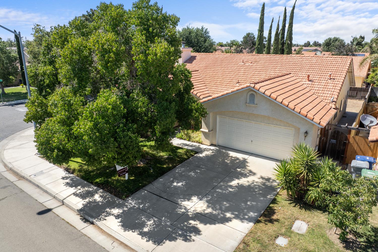 766 Willmott Ave, Los Banos, CA 93635