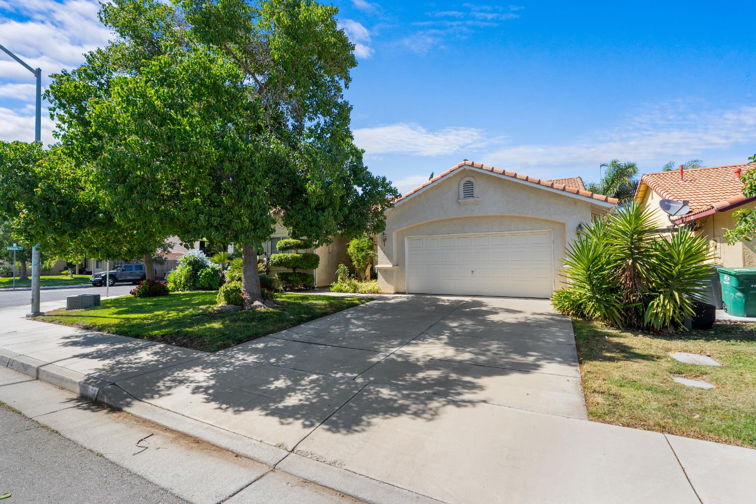 766 Willmott Ave, Los Banos, CA 93635
