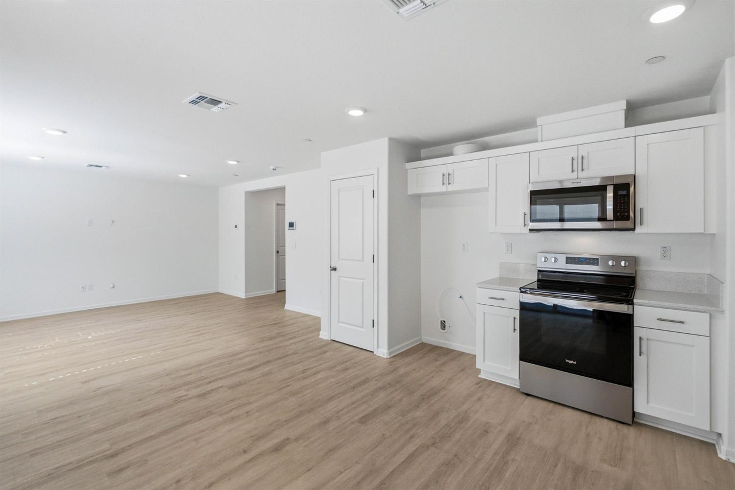 475 Half Dome Dr, Manteca, CA 95337