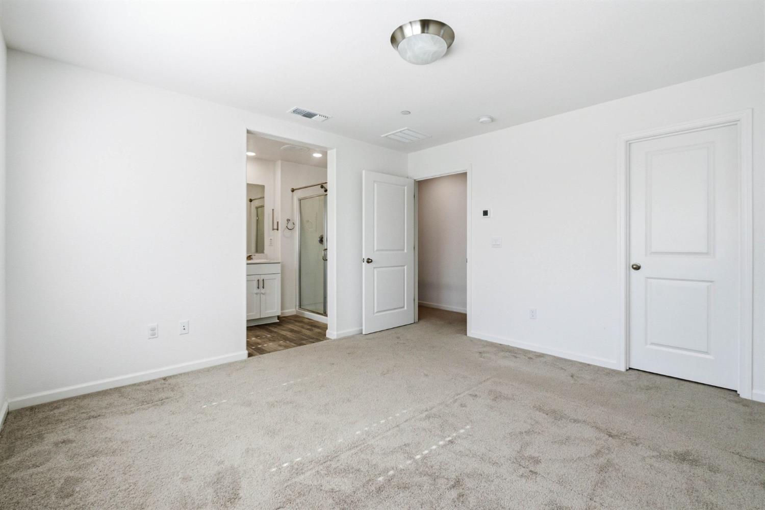 475 Half Dome Dr, Manteca, CA 95337