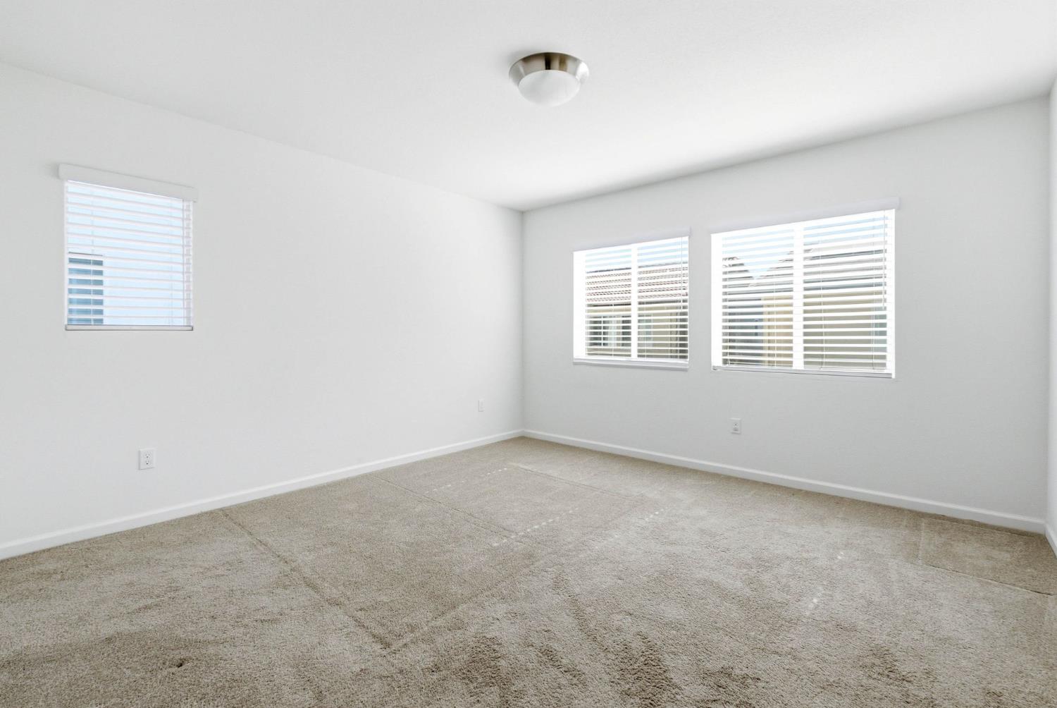 475 Half Dome Dr, Manteca, CA 95337