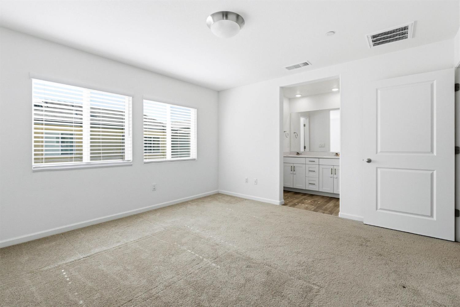 475 Half Dome Dr, Manteca, CA 95337