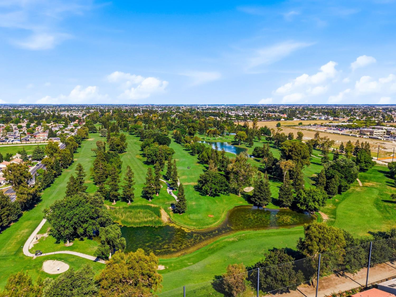 475 Half Dome Dr, Manteca, CA 95337