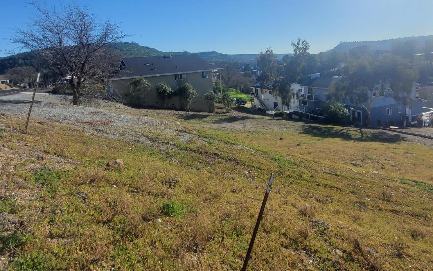 572 Poker Flat Rd, Copperopolis, CA 95228