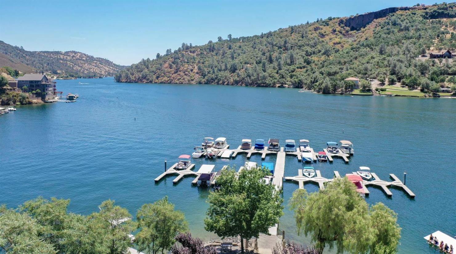 572 Poker Flat Rd, Copperopolis, CA 95228