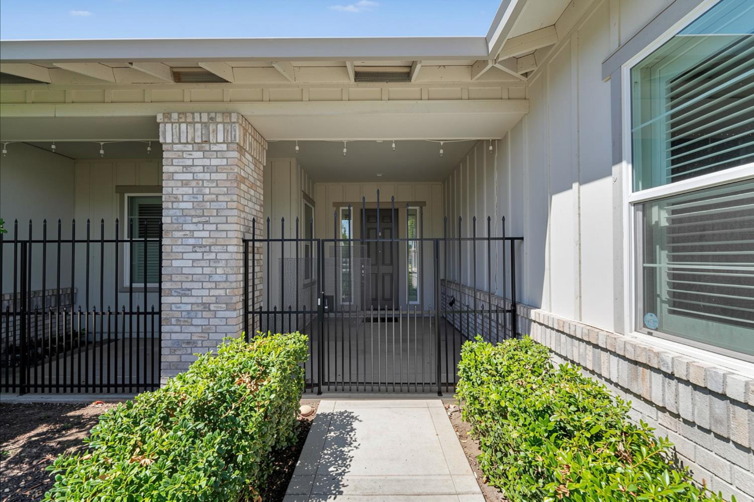 2791 E Tuolumne Rd, Turlock, CA 95382