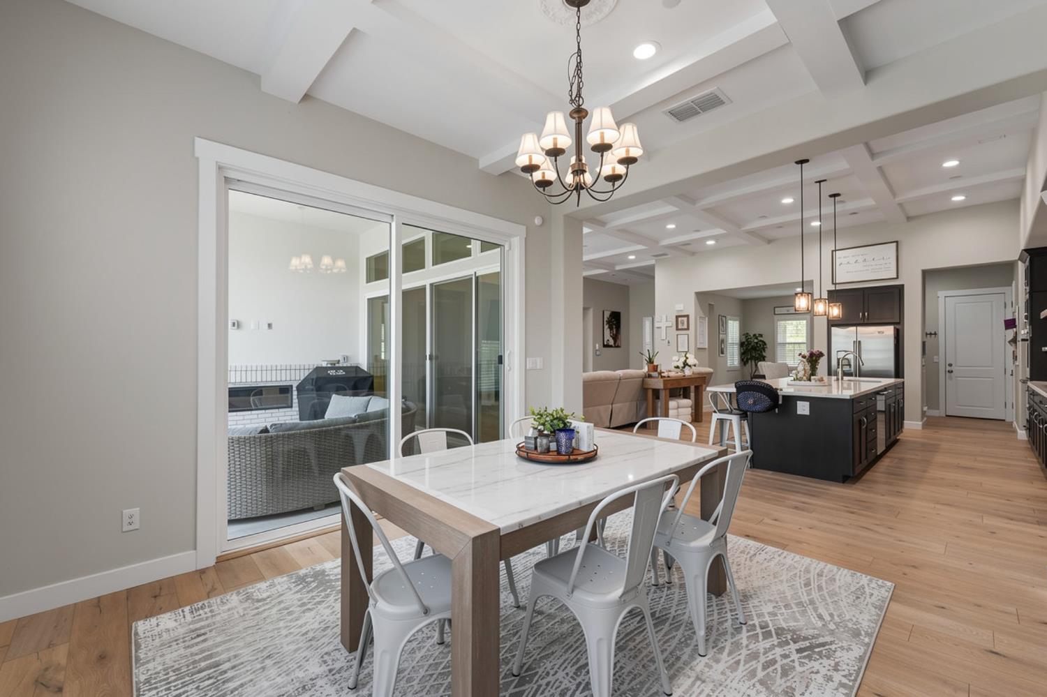 2791 E Tuolumne Rd, Turlock, CA 95382