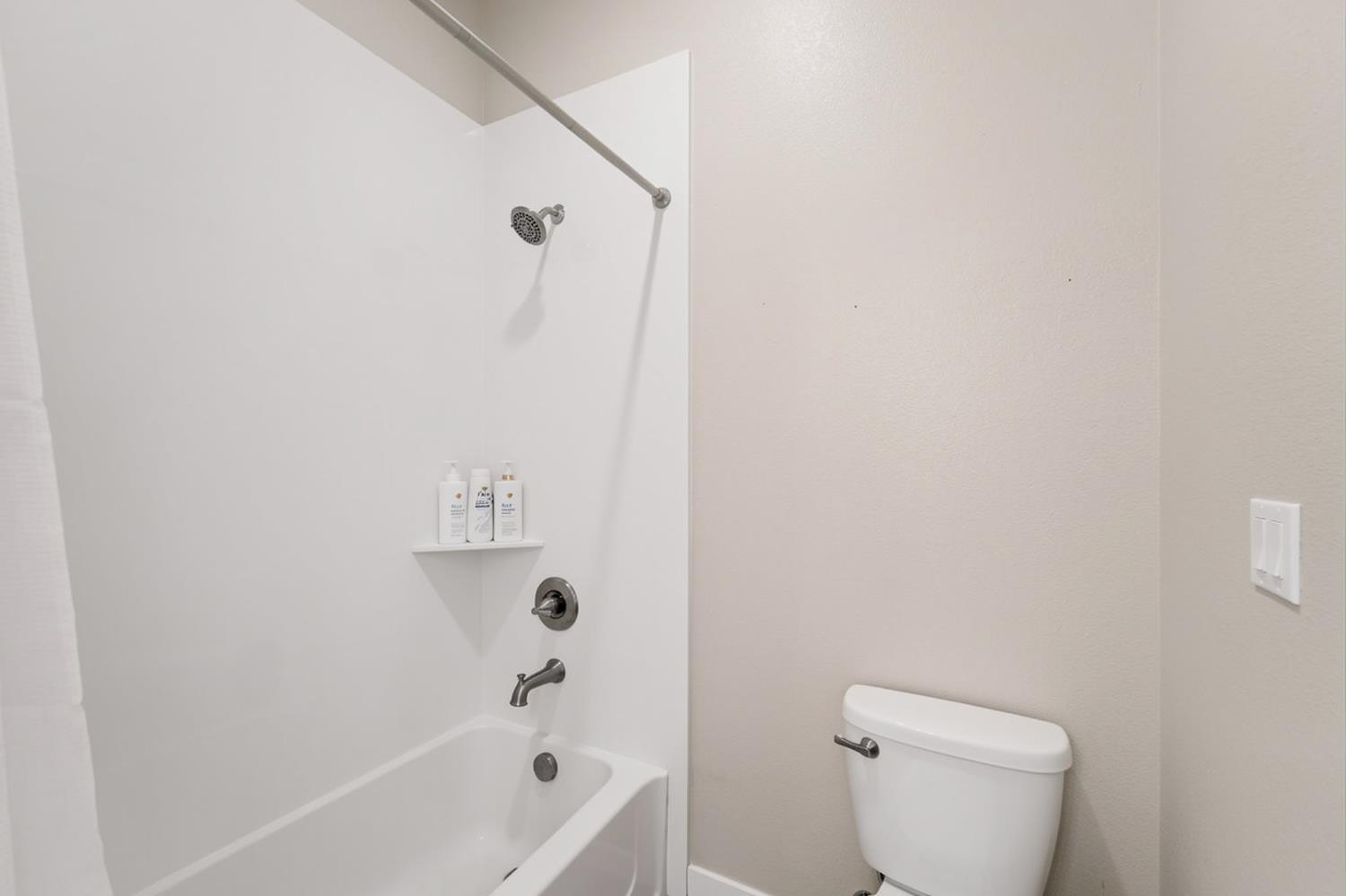 2791 E Tuolumne Rd, Turlock, CA 95382